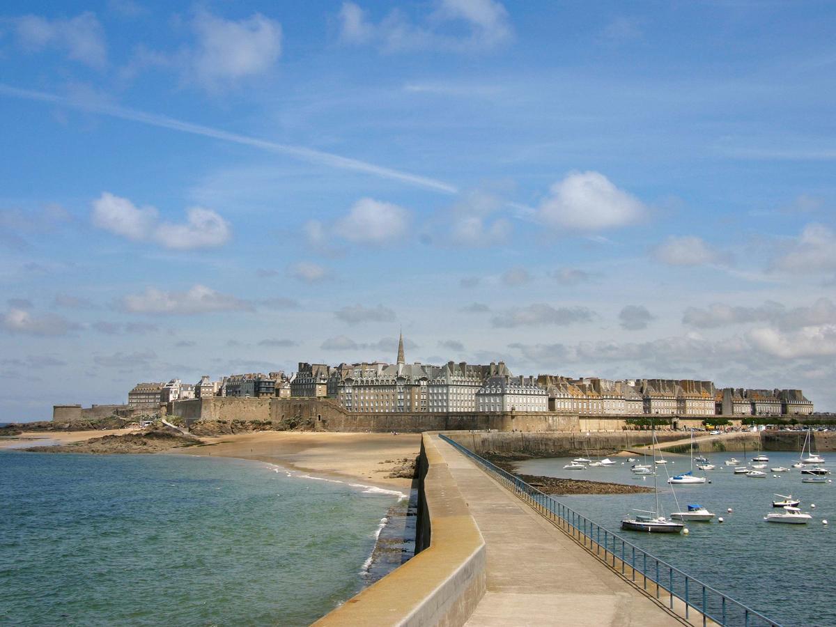 Ibis Saint-Malo Madeleine Hotel Екстериор снимка